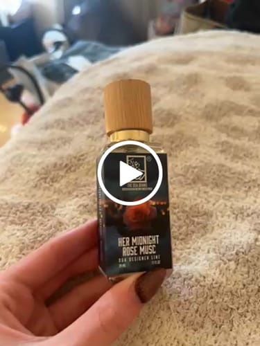 Customer video review of Her Midnight Rose Musc