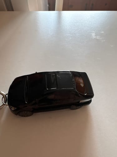 Customer photo review of BlazeGuard Key – Compatible con Toyota Fortuner Tundra Camry RAV4 Highlander Corolla (FT-5T-K))