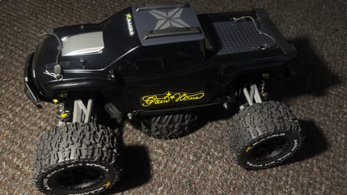 Customer photo review of Rlaarlo Omni-Terminator Carbon Fiber MINI 1:10 Scale RTR Brushless Monster Truck, RZ001B-C