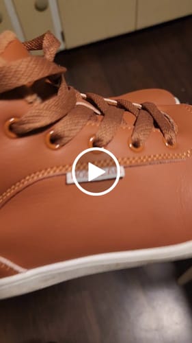 Customer video review of Spruce - Winter Barefoot Shoes
