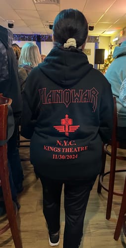 Customer photo review of MANOWAR ZIP HOODIE KINGS THEATRE BROOKLYN 2024- LIMITED EDITION
