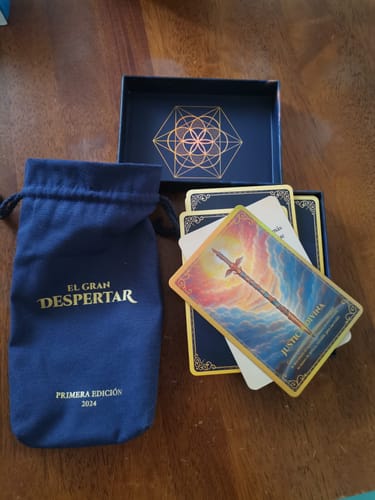 Customer photo review of El Gran Despertar ✨🌌 - Mazo de 45 Cartas Guía