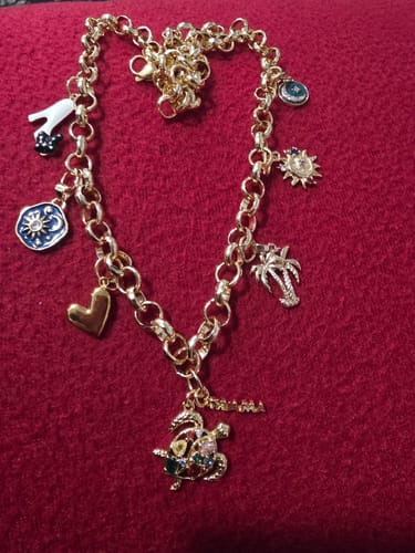 Customer photo review of Custom Charm Bar Experience - Book Your Jewelry Design Time