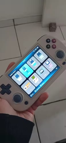 Reseña con foto de un cliente sobre Consola Retro Anbernic RG40XX H