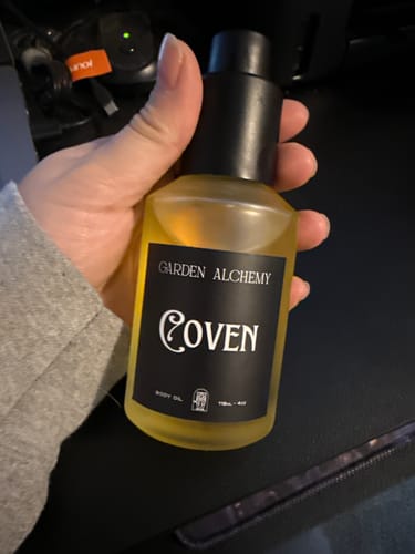 Customer photo review of COVEN BODY OIL