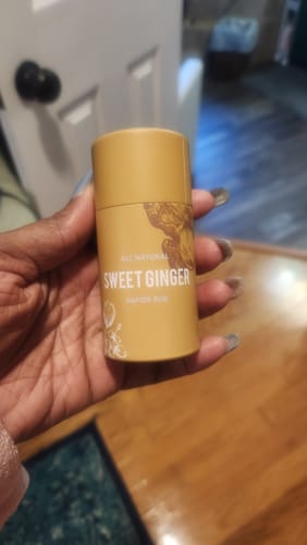 Customer photo review of Sweet Ginger Vapor Rub
