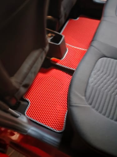 Customer photo review of Auto Fußmatten nach Maß - Komplettset