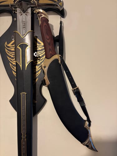 Customer photo review of Aragorn Lord of the Rings Elven Knife