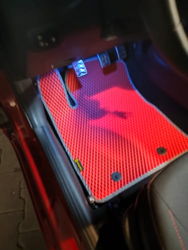 Customer photo review of Auto Fußmatten nach Maß - Komplettset