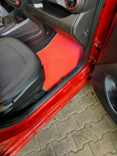 Customer photo review of Auto Fußmatten nach Maß - Komplettset