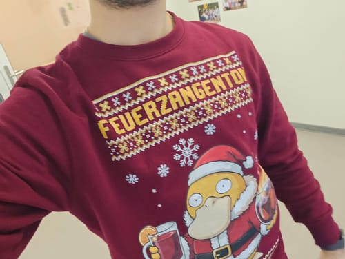 Customer photo review of Feuerzangenton- Christmas Sweater