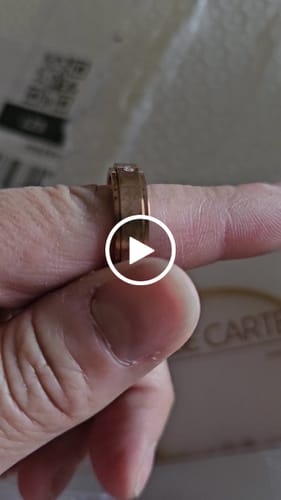 Customer video review of Spins Love Ring