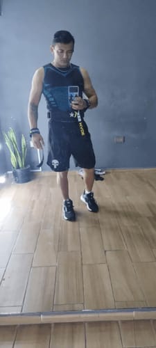 Customer photo review of Lumoria® 2.0 | Corrija a sua postura, comprima os seus abdominais, transforme a sua aparência.
