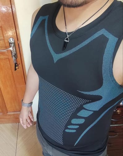 Customer photo review of Lumoria® 2.0 | Corrija a sua postura, comprima os seus abdominais, transforme a sua aparência.