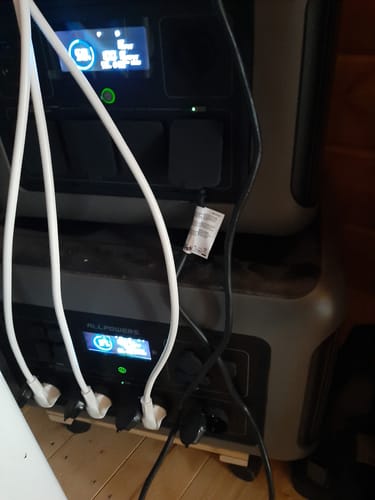 Customer photo review of ALLPOWERS R1500 Lite Tragbare Powerstation | 1600W 1056Wh