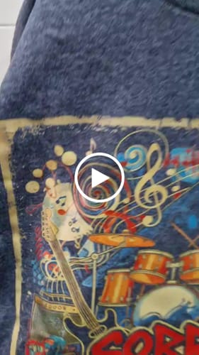 Customer video review of Unisex t-shirt