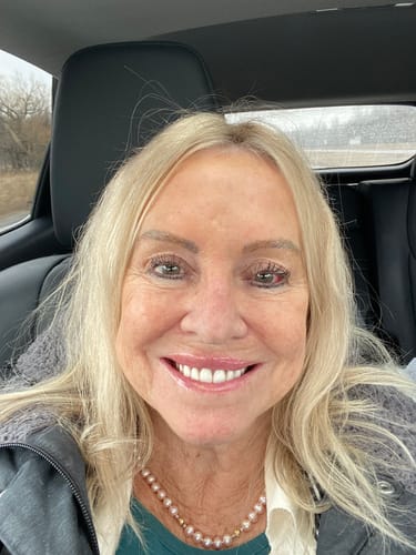 Customer photo review of Topper Hair Pieces Remy Hair For Women Highlight Blonde #P18/613-3*5 inch |Youngsee