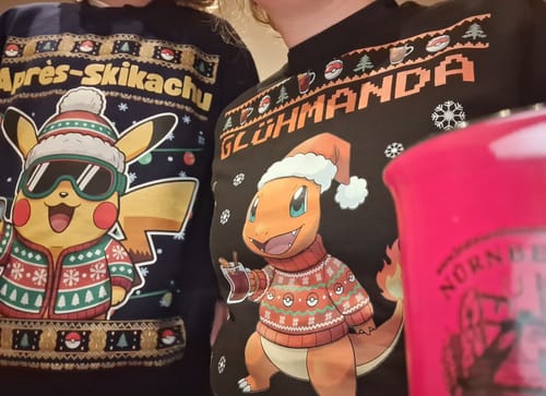 Customer photo review of Après-Skikachu - Premium Sweater