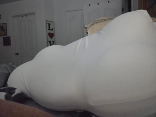 Customer photo review of Mellow CloudAlign™ Pillow