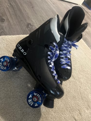 Customer photo review of Air Waves Roller Skate Wheels 65mm 78A - Swirl | Clear | Mono Colours