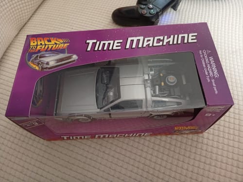 Customer photo review of Back To The Future I Delorean Escala 1:24 - Welly