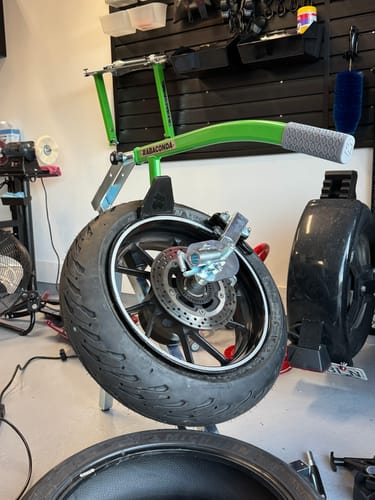 Customer photo review of Rabaconda Street Bike Tire Changer
