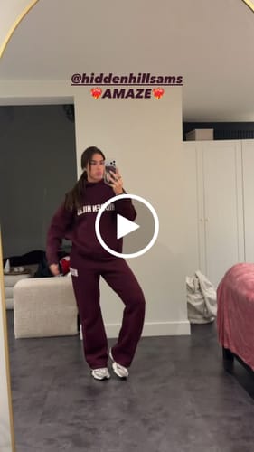Customer video review of KNIT HOODIE DARK PLUM