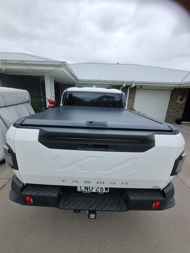 Customer photo review of Kia Tasman Roller Shutter 2025+ Gen2 Manual