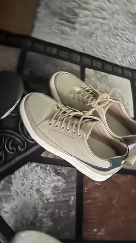 Customer photo review of ELEVATESHOES CARLOS