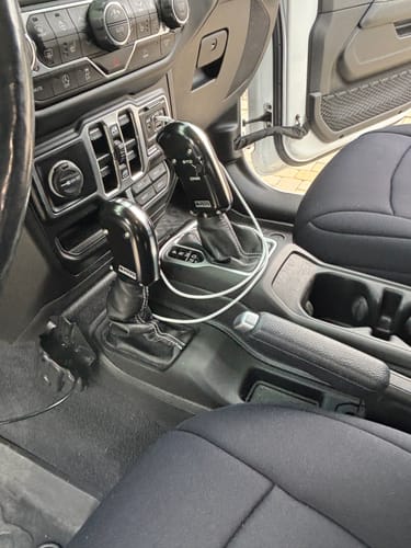 Customer photo review of Shifter Package for 2018 + Jeep Wrangler JL & Gladiator - CMM Offroad