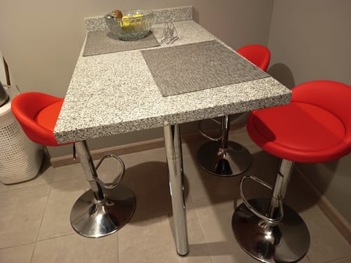 Customer photo review of Pack 3 Piso Bar Taburete Giratorio de Altura Regulable
