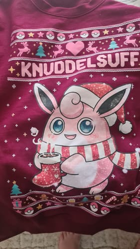 Customer photo review of Knuddelsuff- Christmas Sweater