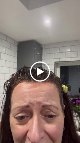 Customer video review of Instant Dye Shampoo