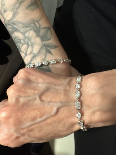 Customer photo review of GLACIERS BRACELET.