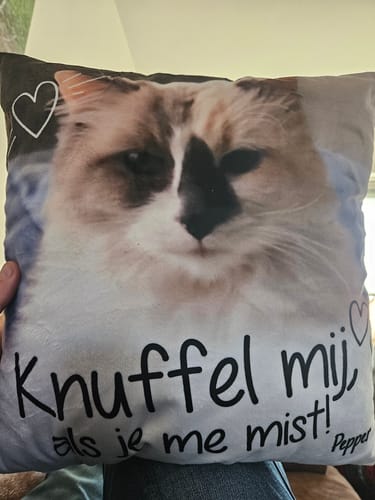 Customer photo review of Knuffel mij als je me mist - Gepersonaliseerde kussen