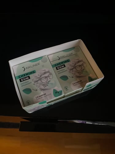 Customer photo review of JAWLINER® Chewing Gum Medium Hard