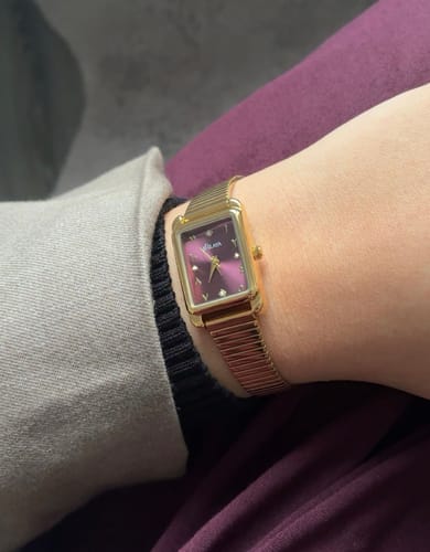 Customer photo review of LA VELVET MONTRE DORÉ AVEC CHIFFRES ARABES