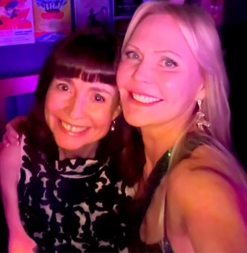 Reviewer showing smooth, dewy skin after using the Seranova Micro Infusion System.