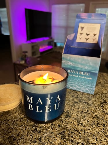 Customer photo review of The Original Shark Tooth Candle