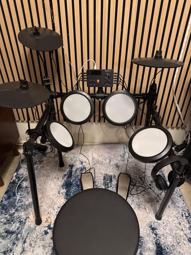 Customer photo review of Donner DED-70 4ドラム 3シンバル 電子ドラムセ