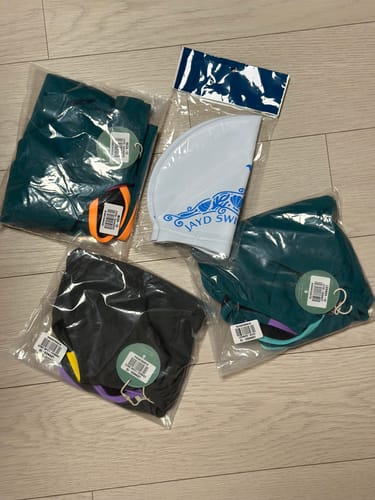 Customer photo review of JAYD Swim Cap || Hammer the Waves