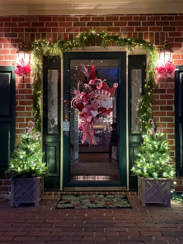 Customer photo review of Mrs. Claus - Christmas Corrugated Coroplast Yard Stake