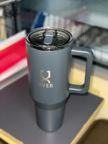 Amanda review of 1.2L OVER Cup PopSip™ Cap with straw ONLY image 1 out of 1