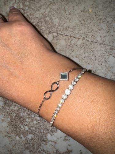 Customer photo review of Infinity Bracelet - זהב ויהלומים