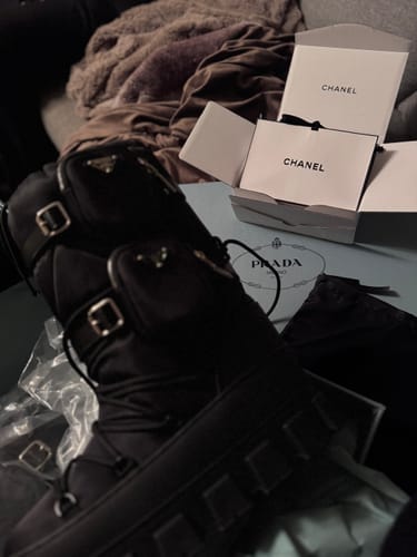 Customer photo review of RE-NYLON SKI BOOTS BLACK ATTACHED POUCH