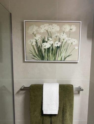 Customer photo review of Snowy Paperwhites Neutral, by Danhui Nai