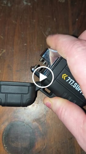 Customer video review of Shipping and free return insurance