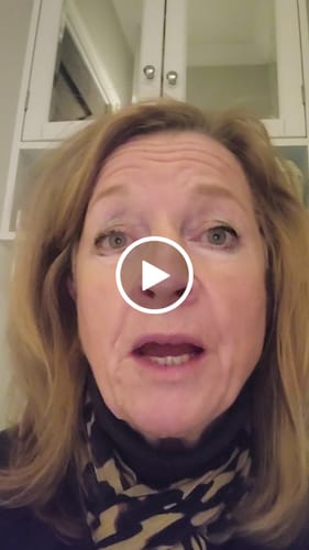 Customer video review of Queen Tape - Hydrating & Moisturizing Collagen Mouth Tape