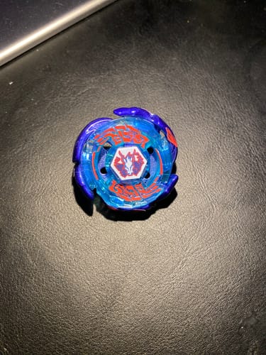 Customer photo review of Takara Tomy Galaxy Pegasus Beyblade BB-70 W105R2F - With Launcher