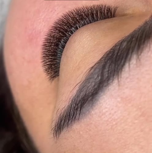 Customer photo review of CHLOE COLLECTION VOLUME LASHES SINGLE LENGTH 7-19MM